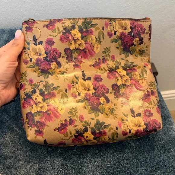 Patricia Nash Multicolor Floral Wristlet - Picture 4 of 7